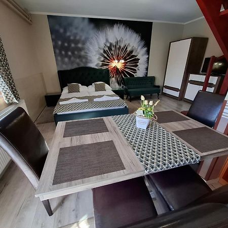Kek Laguna Wellness Apartmanok Эгерсалок Экстерьер фото